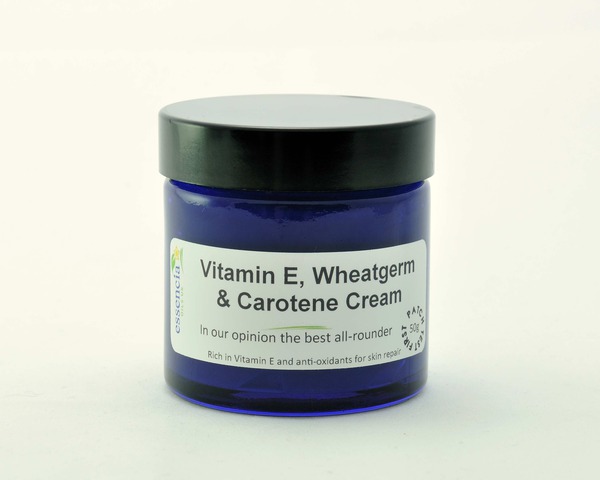 Vitamin E and carotene cream